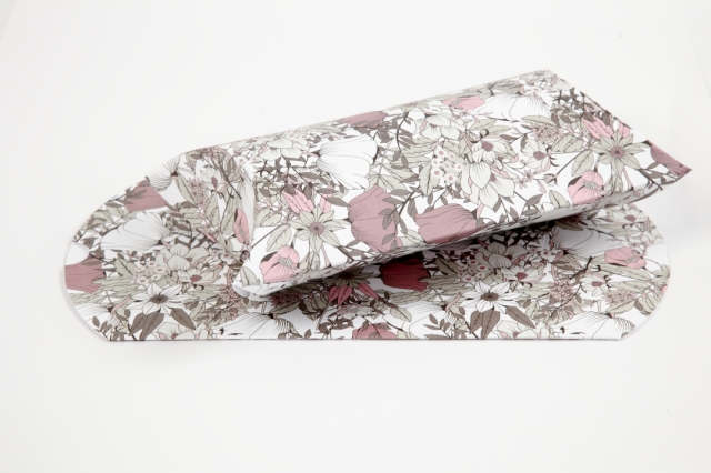 Cutie cadou flori, 18 x 15 x 6 cm 25364